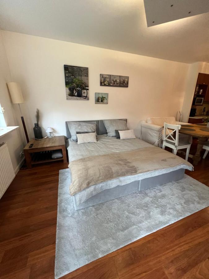 Beautiful Ground Floor Apartment In Warszawa Zewnętrze zdjęcie